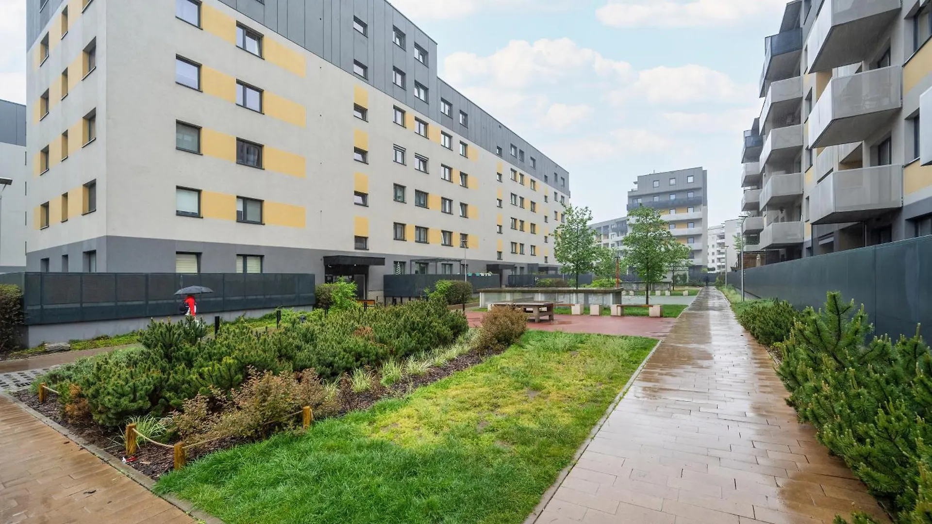Promenady Green Apartments By Noclegi Renters Wroclaw
