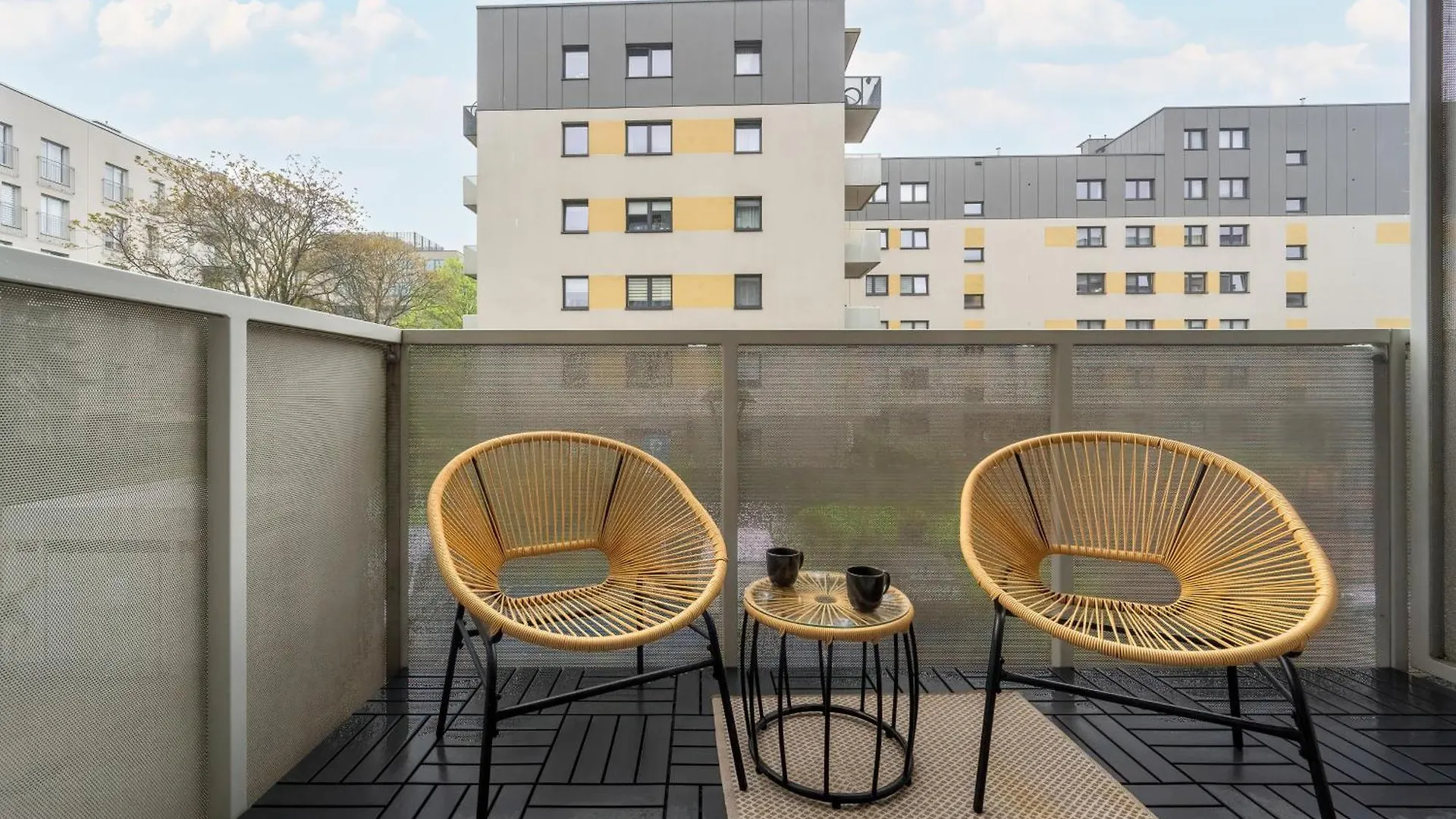 Promenady Green Apartments By Noclegi Renters Wroclaw Poland