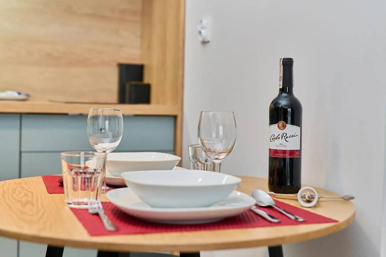 Promenady Green Apartments By Noclegi Renters Βρότσλαβ 0*,