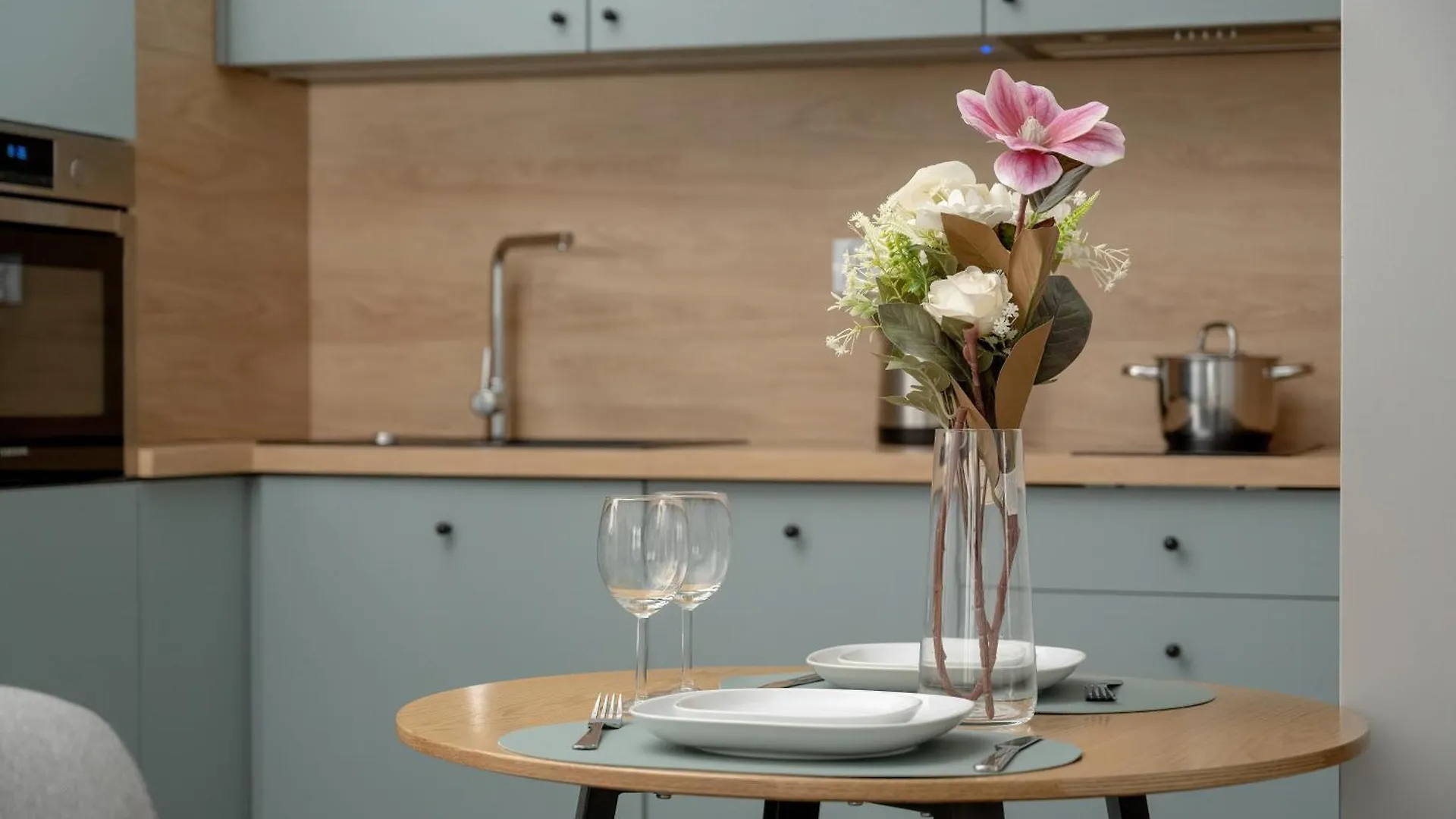 Promenady Green Apartments By Noclegi Renters Wroclaw